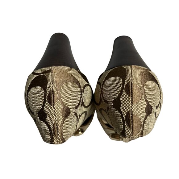 COACH Helaine Peep Toe Monogram Buckle Pumps Women’s Size 7.5M Khaki - Picture 8 of 15